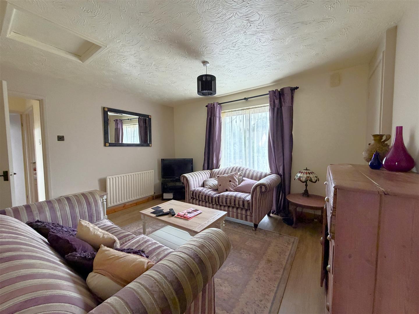 Hollybush Close, 